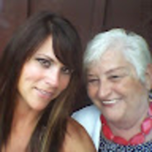 Meet your Posher, Darlene - Picture 1 of 1